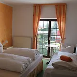 Schwartze فندق فايمر