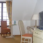 Schwartze 3*