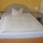 Schwartze Szálloda 3*