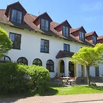 Schwartze Szálloda 3*