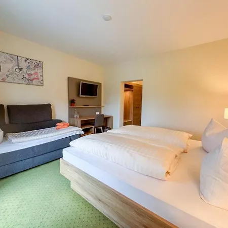 Schwartze Hotel 3*