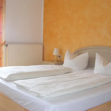 Hotel Schwartze 3*
